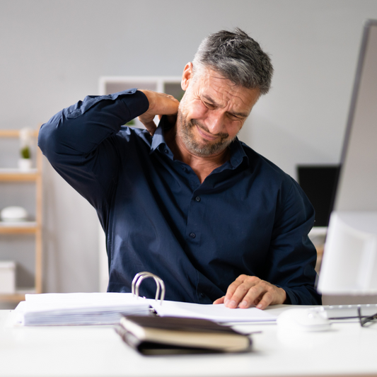 Raideurs des cervicales : comment les soulager et retrouver une vie sans douleur ?