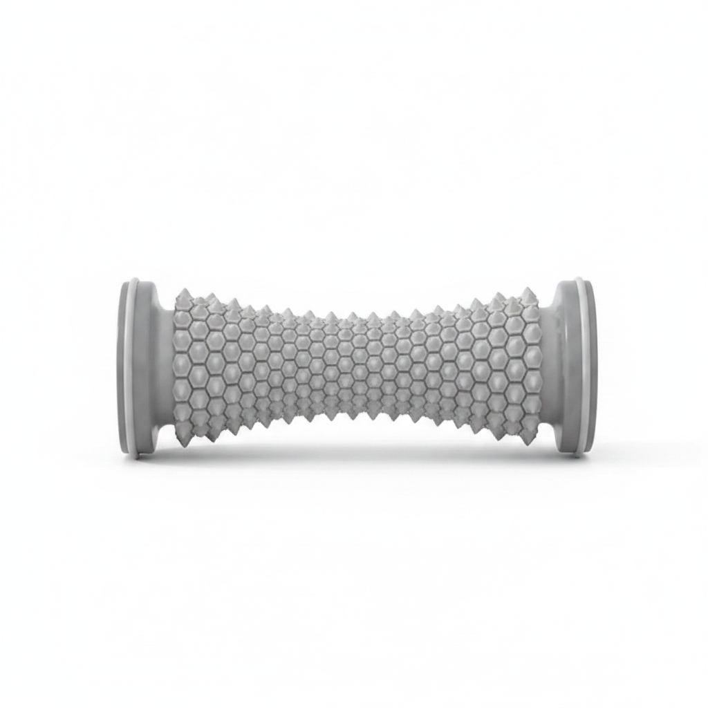 Rouleau de massage pieds – vue de face – embout cuivré et texture hexagonale